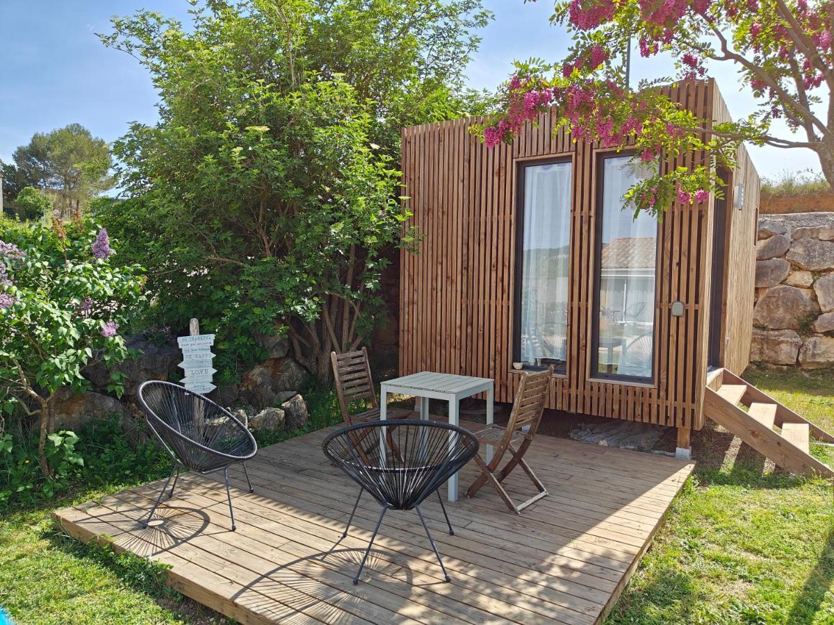 La Cabane De Lili Prune Goudargues Exterior photo